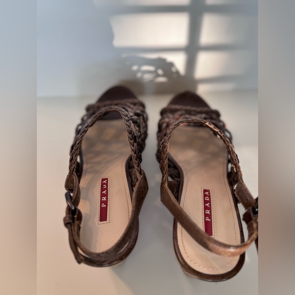 NWOT Prada wedge shoes with distressed leather braided design - Picture 10 of 12